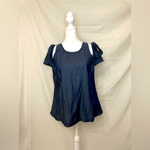 Banana Republic denim look tie/cut-out sleeves, size M, EUC